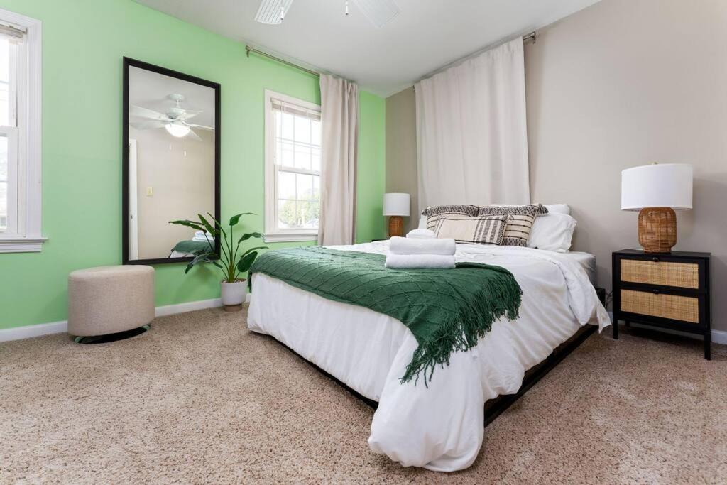 Serenity Beach House In Central Ilm W/ King Bed Уилмингтон Экстерьер фото